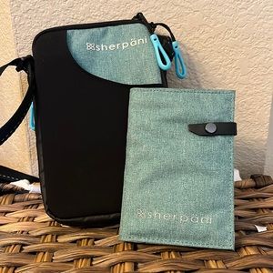 Sherpani crossbody bad and passport wallet. Great condition!!!